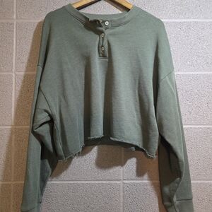 American Eagle Cropped Sweatshirt, Women’s Medium, Olive Green